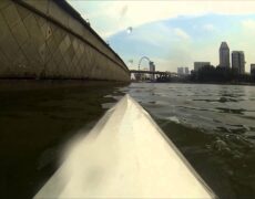 Descubre la emoción del kayak en el río Kallang: una aventura imperdible en Singapur